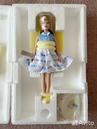 Barbie Skipper repro 1963 фарфоровая nrfb