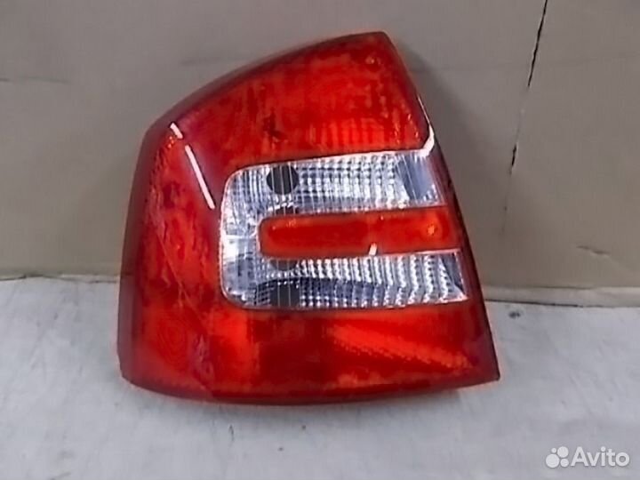 Фонарь задний левый Шкода Октавия а5 A5 5 Лифтбек