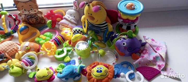 Развивающие игрушки пакетом