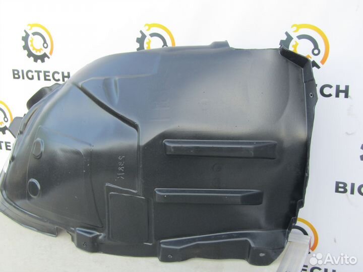 Подкрылок передний Mercedes W213 A2386901403