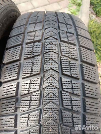 Roadstone Winguard Ice SUV 235/60 R18 103Q