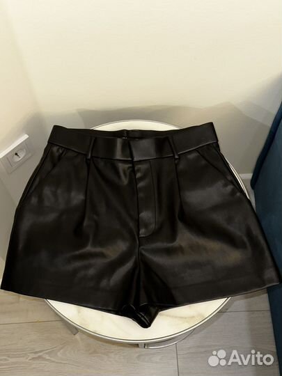 Шорты zara
