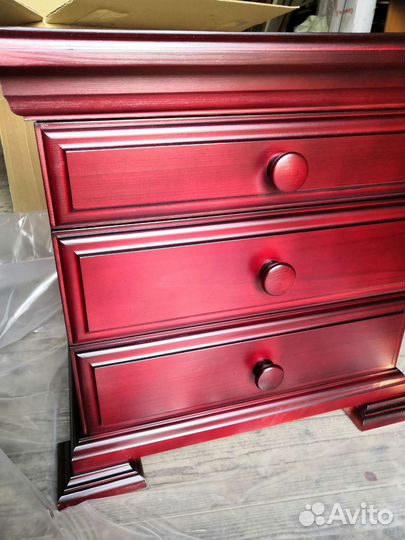 Тумба прикроватная из массива