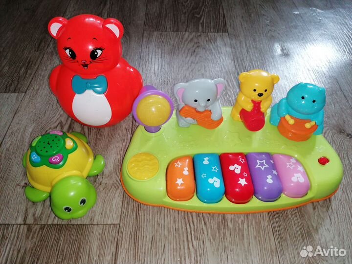 Музыкальные и развивающие игрушки
