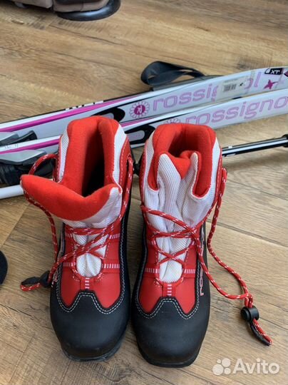 Комплект беговых лыж, ботинки р. 34