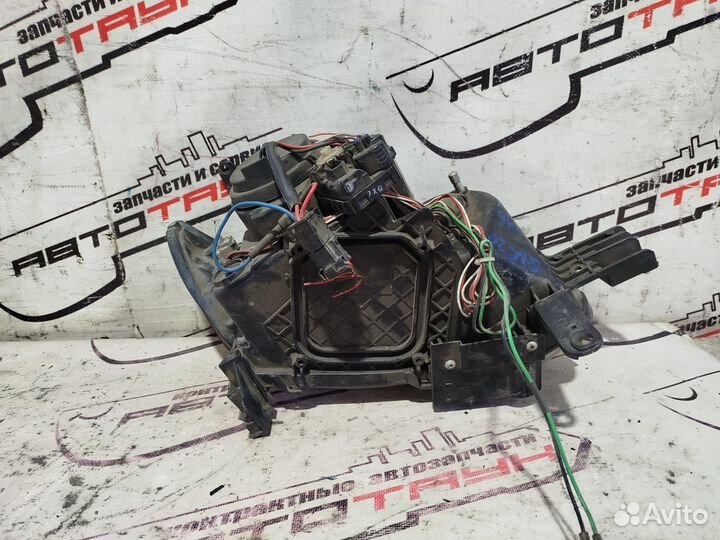 Фара toyota BB QNC20 QNC21 QNC25 LED корректор фар sonar левая правая SK8401tybb07 комплект 2 шт. Q1