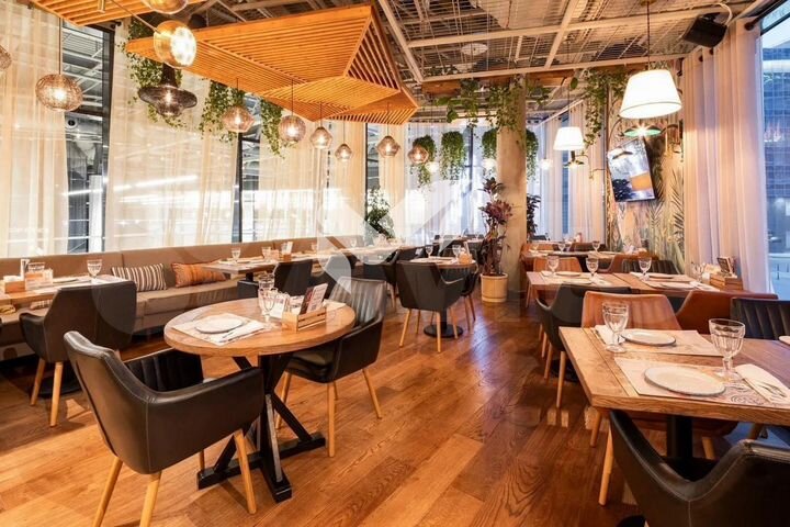 Торговая недвижимость 300.00 кв.м. Продажа