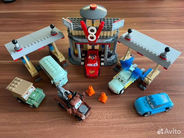 Lego Cars 8487 Тачки 2 Кафе 