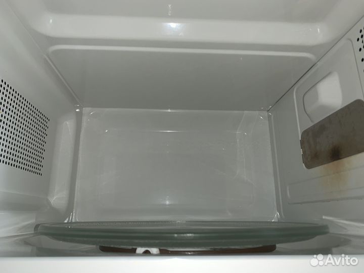 Микроволновая печь Hotpoint Ariston