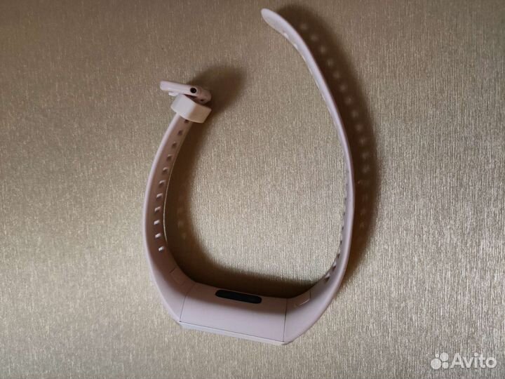 Смарт часы huaweiband4