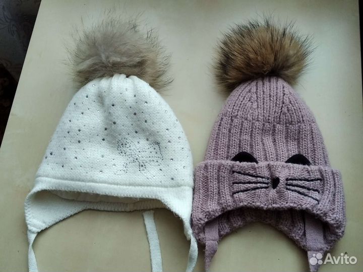Шапка для девочки 50-52р с помпоном