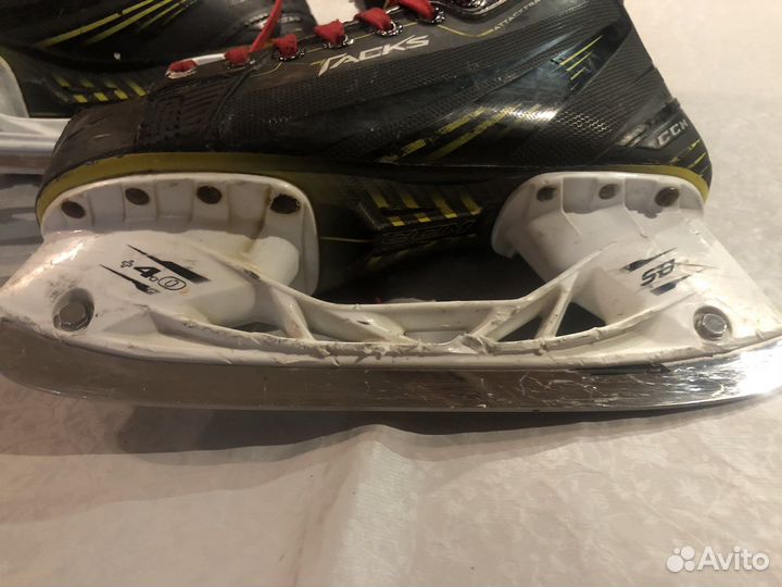 Коньки CCM super tacks профессиональные