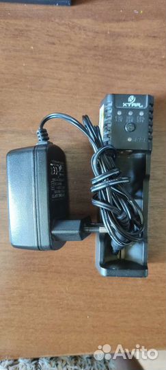 Зарядное устройство LiitoKala Lii 100 и Xtar SP1