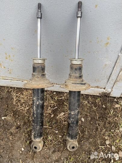 Амортизаторы toyota mark 2, chaser, cresta jzx100