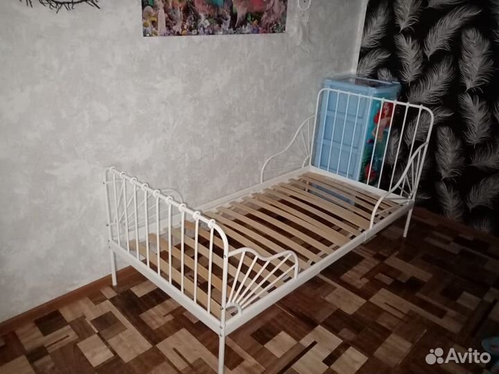 Ковать детская растущая IKEA с матрасом