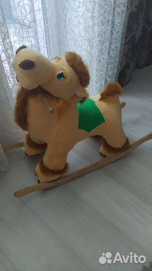 Детская игрушка качалка