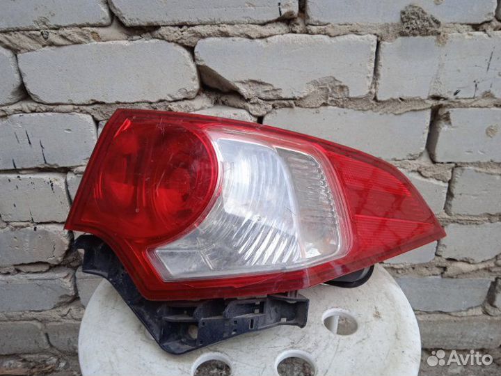 Фонарь задний правый Honda Accord 8 2008-2012