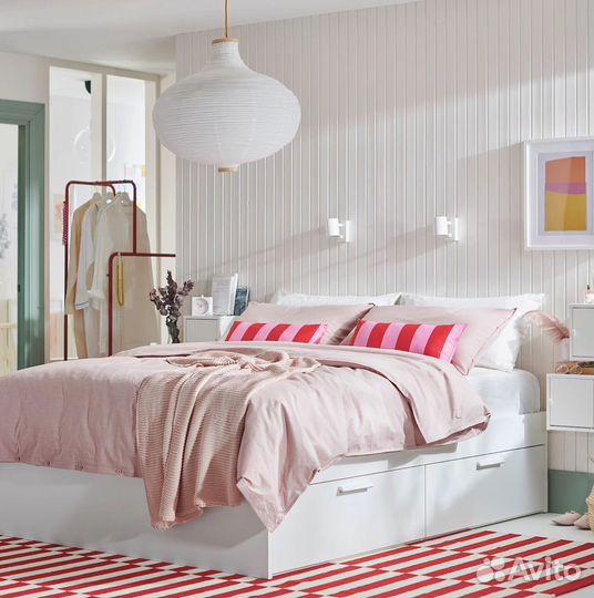 Кровать IKEA бримнэс