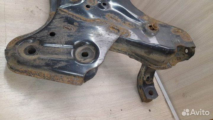 Подрамник передний передний Kia Rio 3 2013