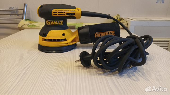 Шлифмашинка dewalt DWE6423