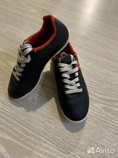 Футбольные бутсы