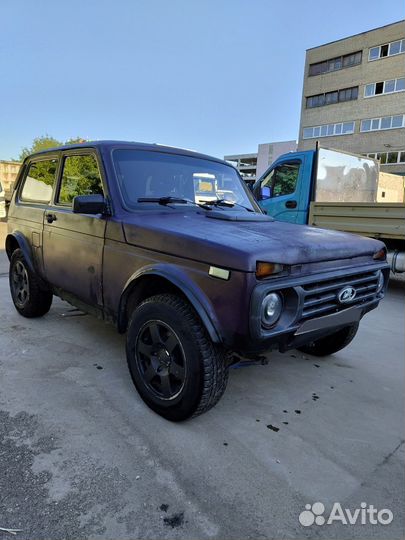 LADA 4x4 (Нива) 1.7 МТ, 2002, 200 000 км