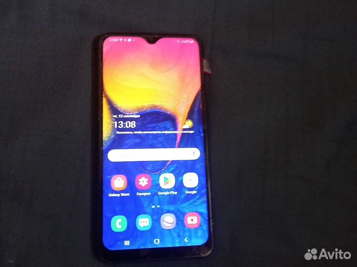 Samsung Galaxy A10, 4/32 ГБ