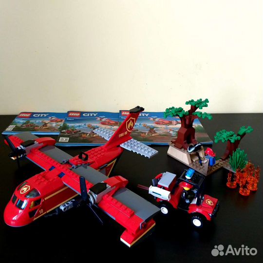 Конструктор Lego City 60217 Пожарный самолёт