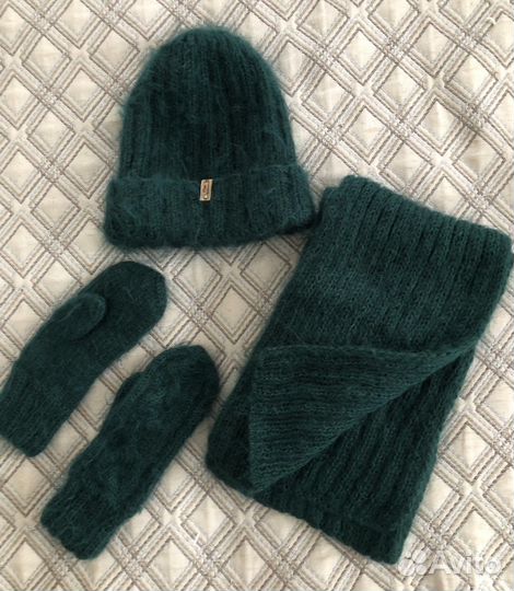Вязаный комплект зимний из мохера (шапка,шарф)