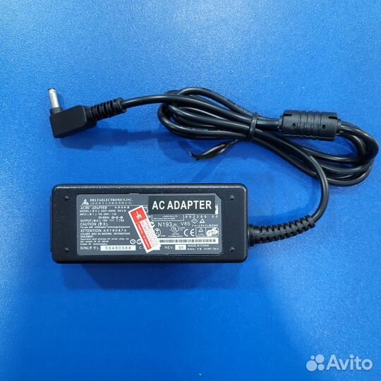 Зарядное устройство Asus VivoBook F102B