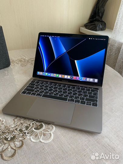 Apple MacBook Pro 13 2016 tachbar
