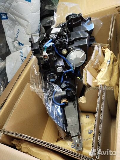 Фара правая Nissan Teana 2 J32 2008-2014