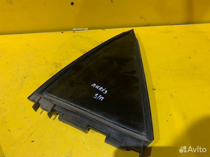 Форточка двери задней Toyota Auris 150 2006-2010