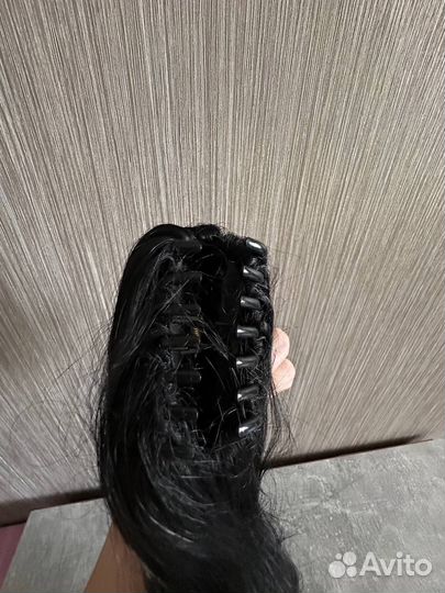 Хвост шиньон на крабе