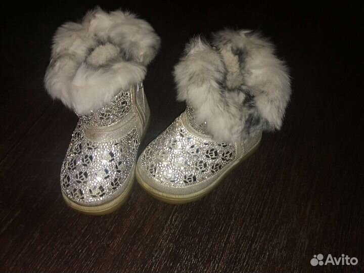 Сапожки для девочки