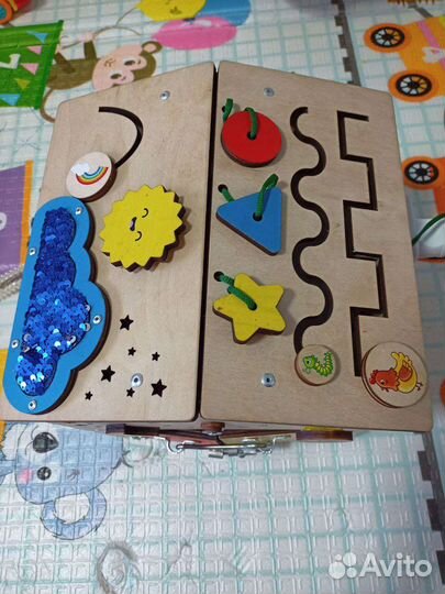 Бизиборд домик