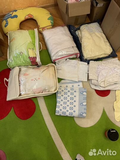 Деткие одеяла и комплекты постельного белья