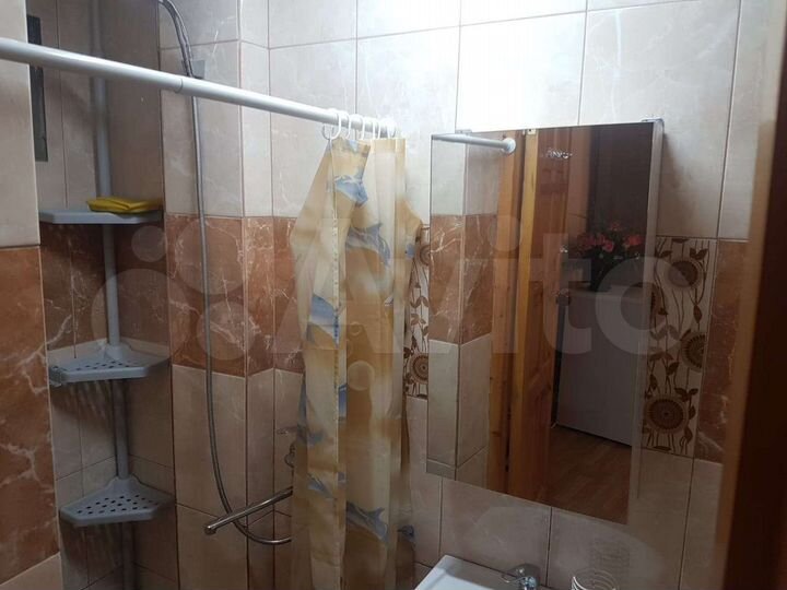 Комната 35 м² в 7-к., 2/3 эт.