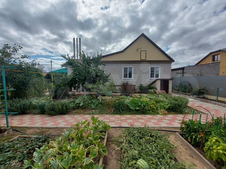 Дом 87,3 м² на участке 6,07 га