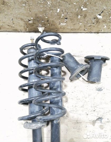 Стойки задние honda stepwgn rg1