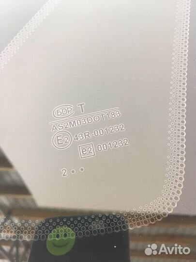 Стекло глухое заднее правое Лада Гранта 2012г