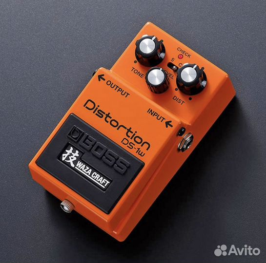 Boss DS-1w Distortion Waza - Педаль Эффектов