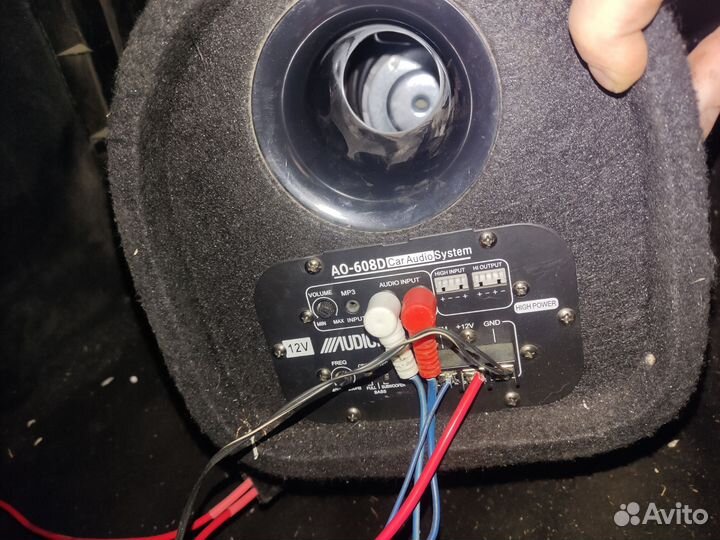 Активный сабвуфер