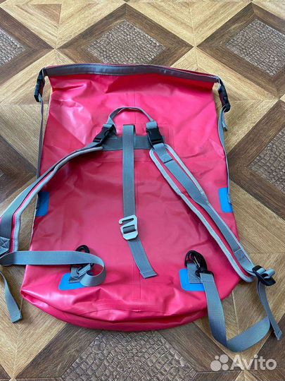 Рюкзак для туризма непромокаемый новый