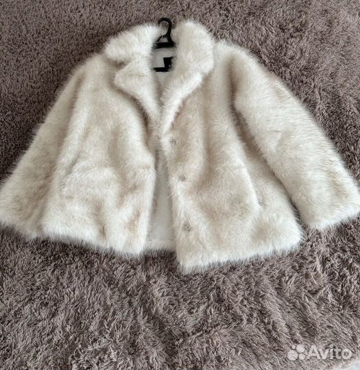 Шуба из эко меха новая