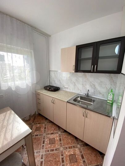 Комната 30 м² в 1-к., 1/2 эт.