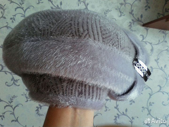 Продам зимнюю шапку