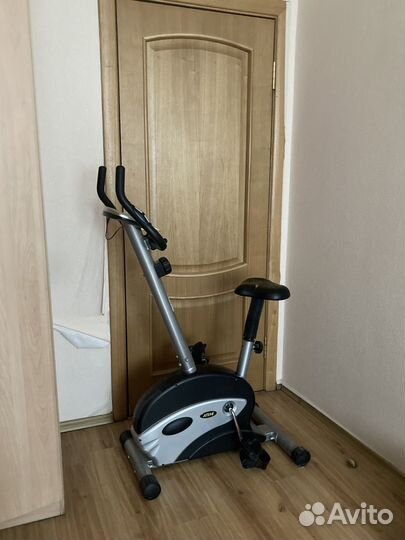 Велотренажер atemi