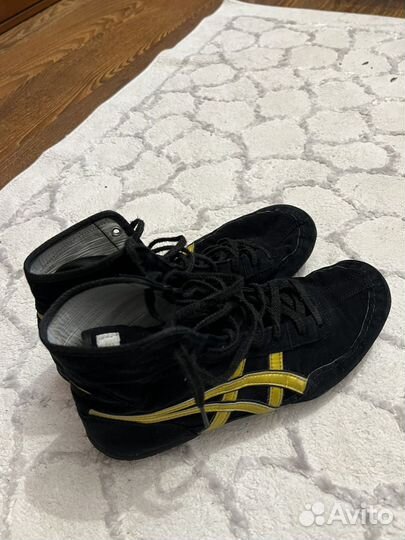 Борцовки asics tiger