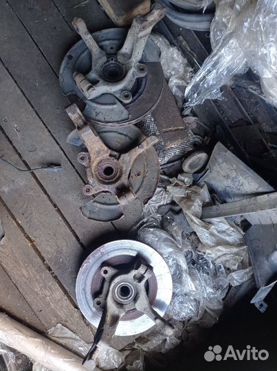 Кулак рено логан 1